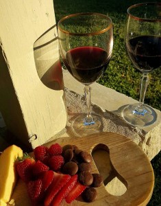 dry wine &amp; dark chocolete