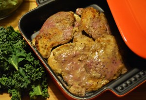 6 thinly sliced skinless, boneless chicken breast 1 TBS olive oil Freshly ground Himalayan Pink Salt & Black Pepper 6 cloves garlic, sliced 1/5 cup of nonfat organic Greek yogurt (no sugar added) 3 cups of seedless grapes ( 1 c. red, 1 c. green 1 c. black) TBS fresh Fennel 1 inch fresh ginger, peeled and minced 1 TBS honey 1 1/2 bold spicy mustard