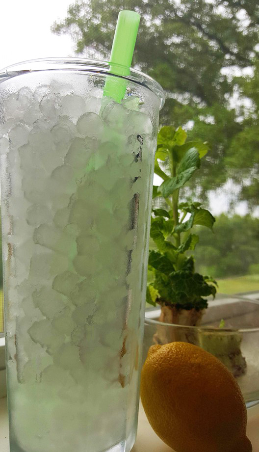 Ice water can speed up your metabolism and help you burn fat. (a little bit anyway)