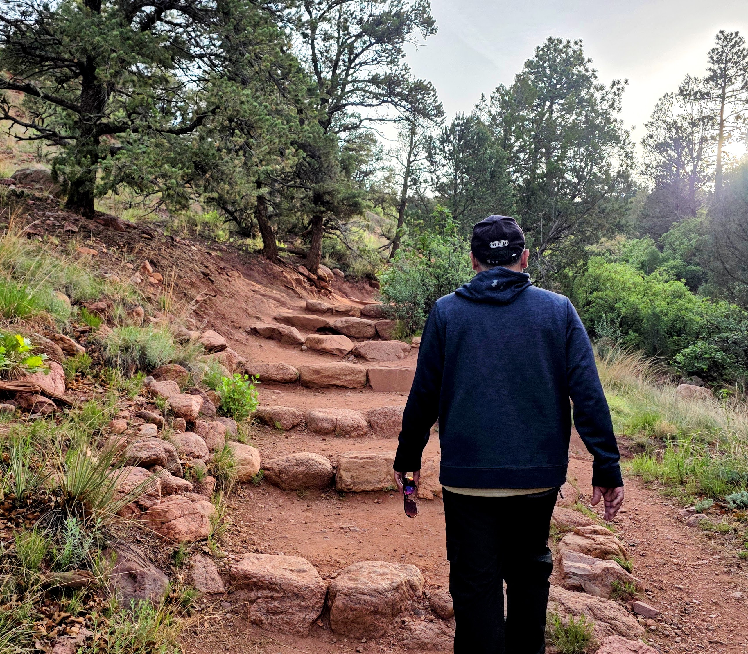 Photo of Garden of the Gods. Photo taken by Jolene Navarro. Trail up to the Siamese Twins Trail