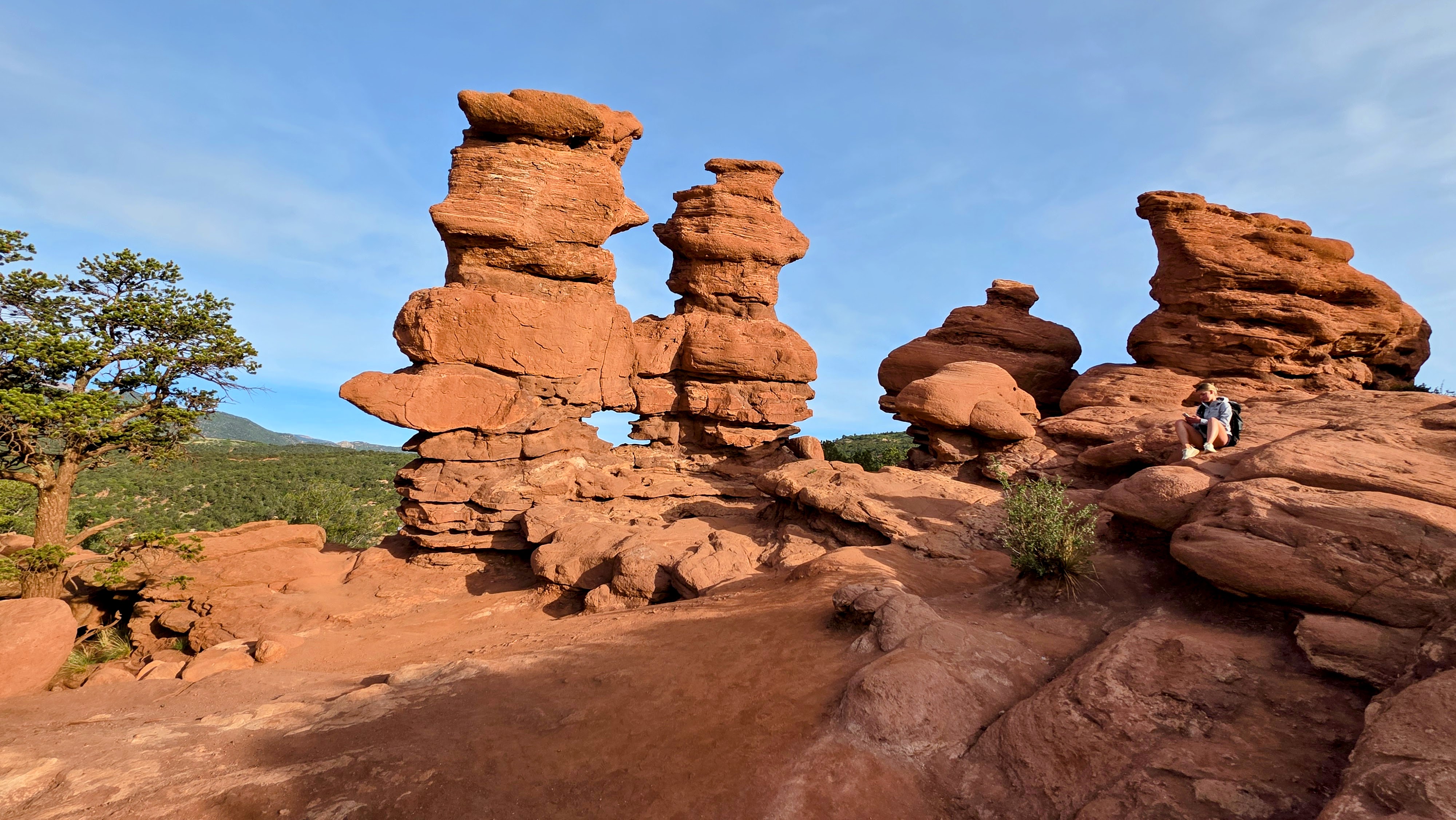 Photo of Garden of the Gods. Photo taken by Jolene Navarro. Trail up to the Siamese Twins Trail